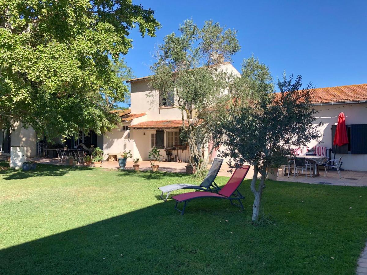 Mas Du Pont De Laute Villa Le Cailar Bagian luar foto